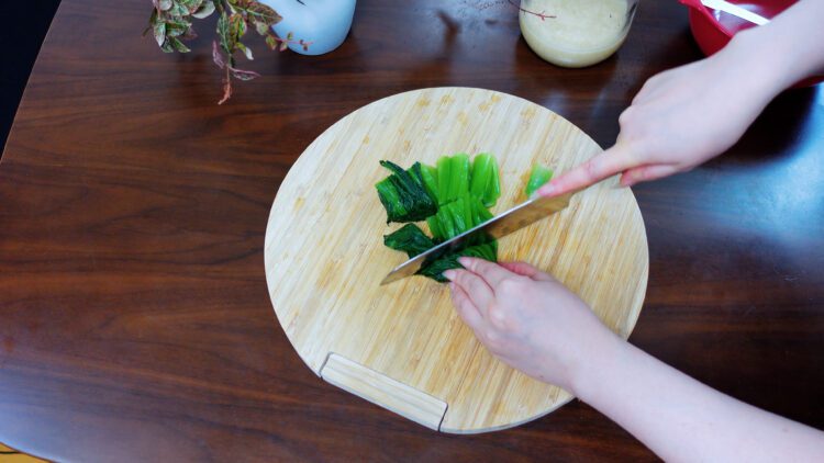 chop the vegetable to bite size pieces