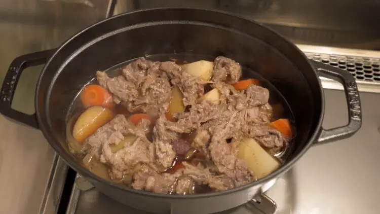 After 25 mins, the nikujaga will look like this