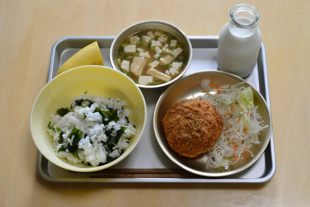 japanese school lunch