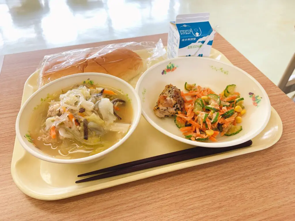 japanese school lunch