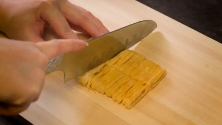 slice the crepe into thin strips