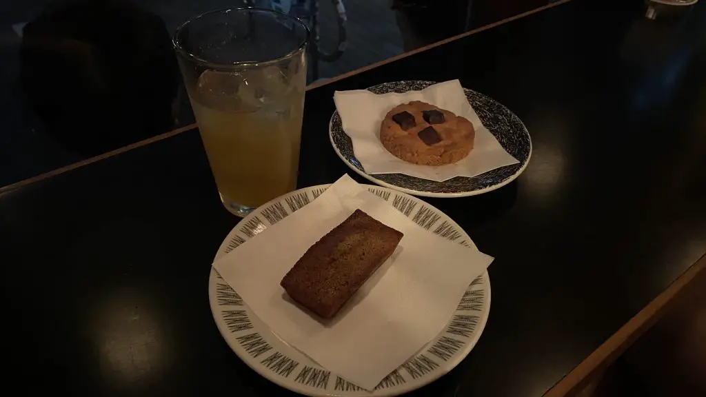 Buckwheat Honey Lemonade Financier and Cookie