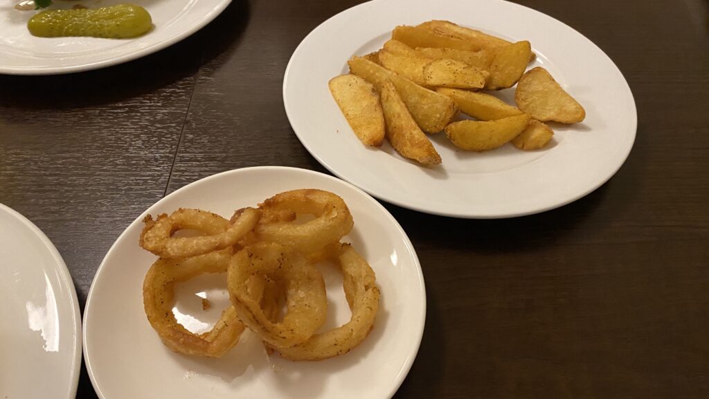 Onion Rings and Fried Potatoes L